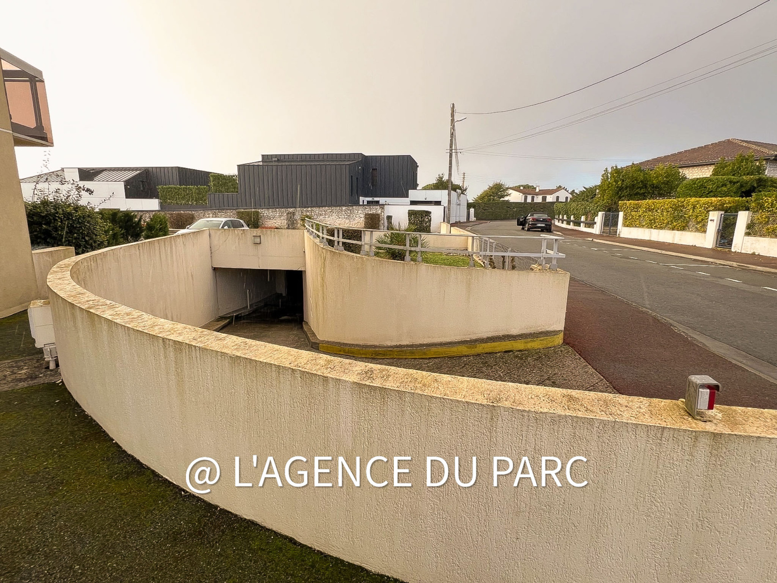 Image_2, Garage, Vaux-sur-Mer, ref :1468